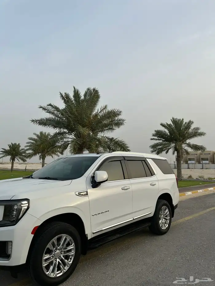 جي ام سي يوكن للبيع 2