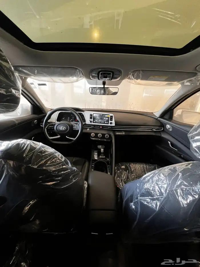 النترا 2025 كمفورت ابيض ( اصفار) 14