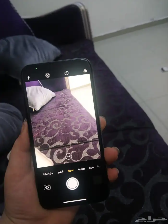 جوال ايفون لا يشكي من شي 2