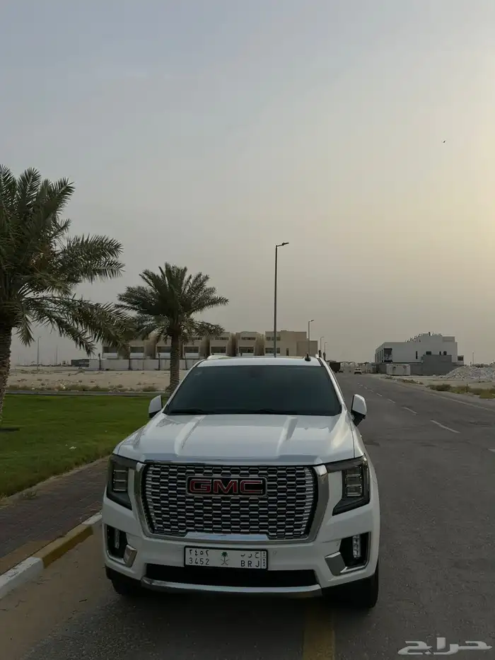 جي ام سي يوكن للبيع 3