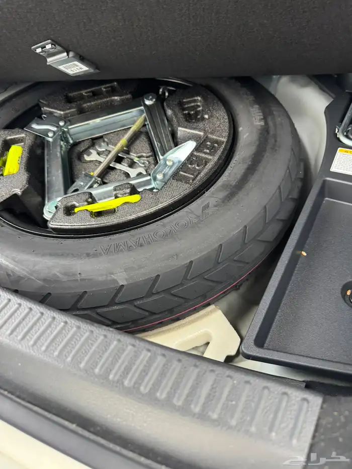 للبيع كراون 2023 بريميوم وكالة ممشى قليل (( شبه اصفار )) 10