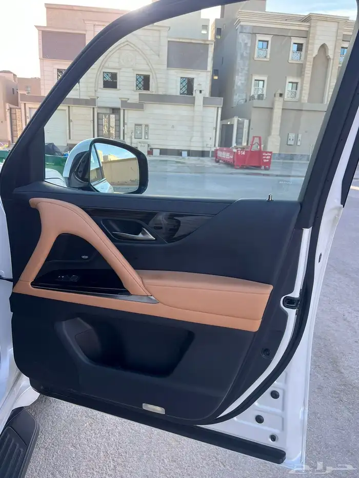 لكزس BB 2024 عبدالطيف جميل تم البيع الله يبارك للمشتري 7