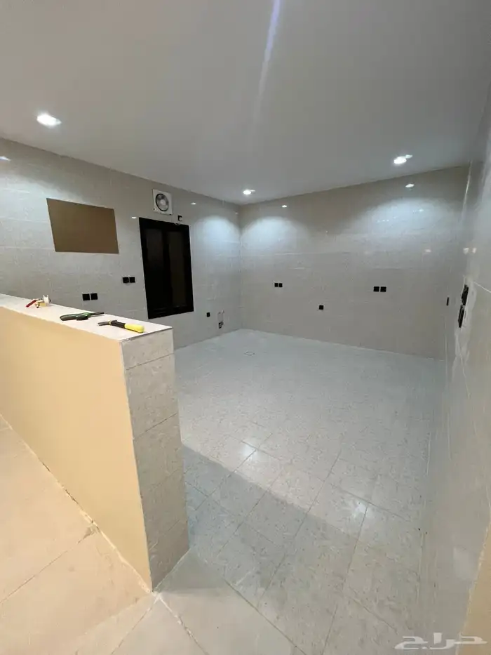 شقة للإيجار ولي العهد 5 10