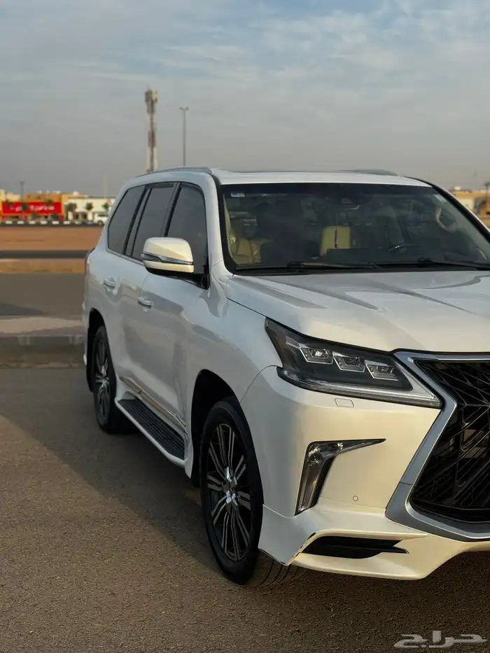 جيب لكزس 2016 بريمي 14