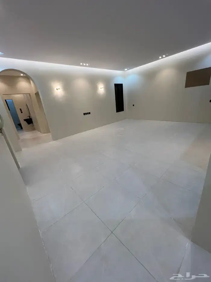 شقة للإيجار ولي العهد 5 12