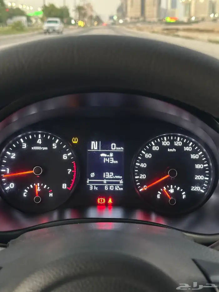 كيا ريو عداد 40 الف 12