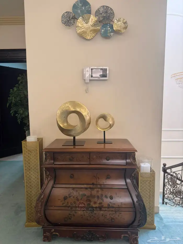 مجلس للبيع (متاح البيع بالتجزئة) 7