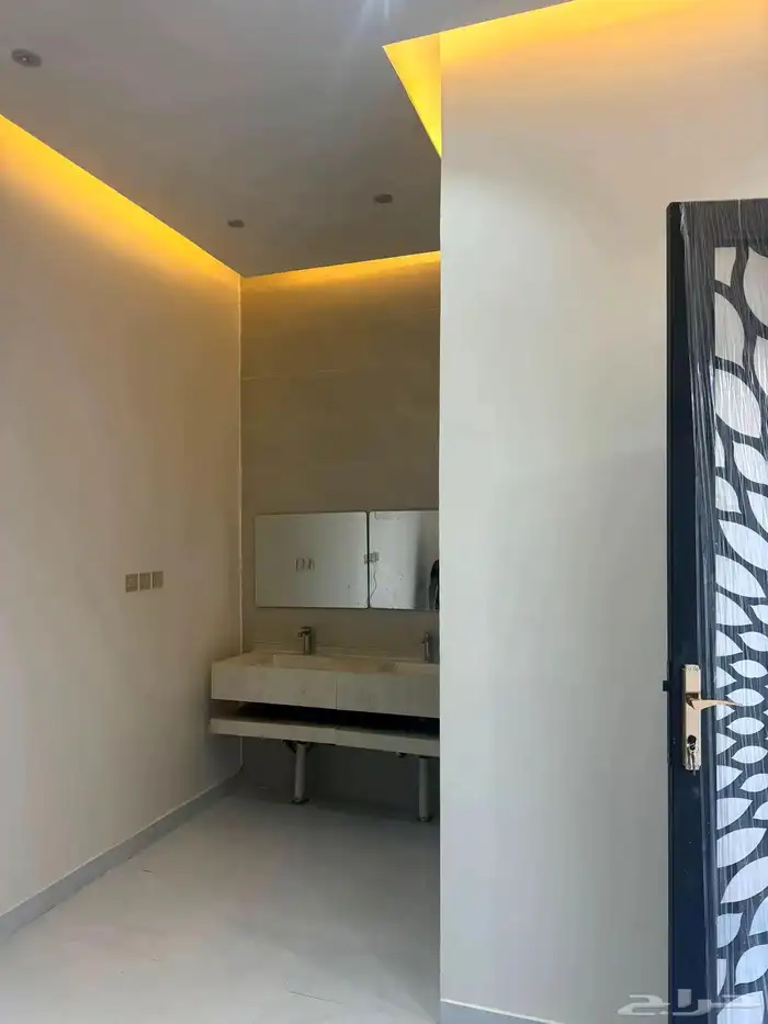 للبيع دور في حي الروضه(حفر الباطن) 2