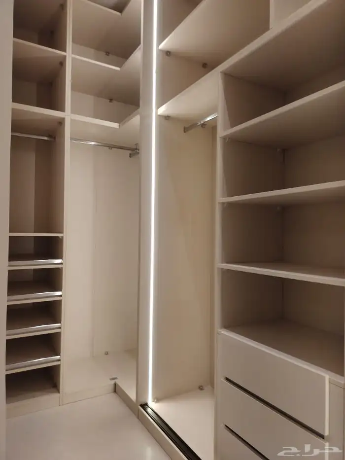 تفصيل الخزائن والدواليب و مزايا فن استغلال المساحة والزوايه 14