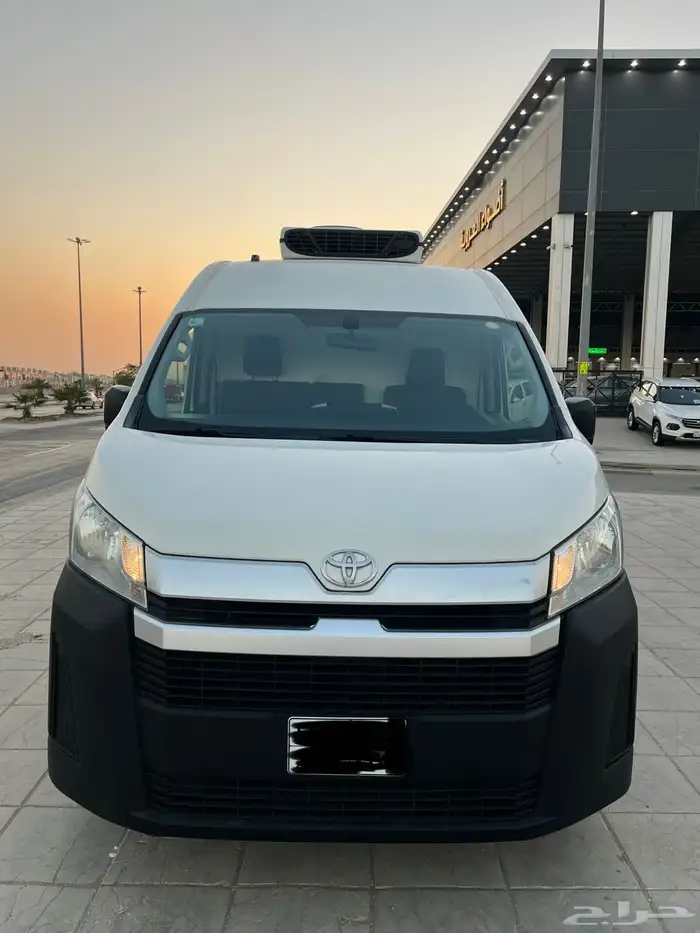 تويوتا باص تبريد 2022 سقف مرتفع للبيع 1