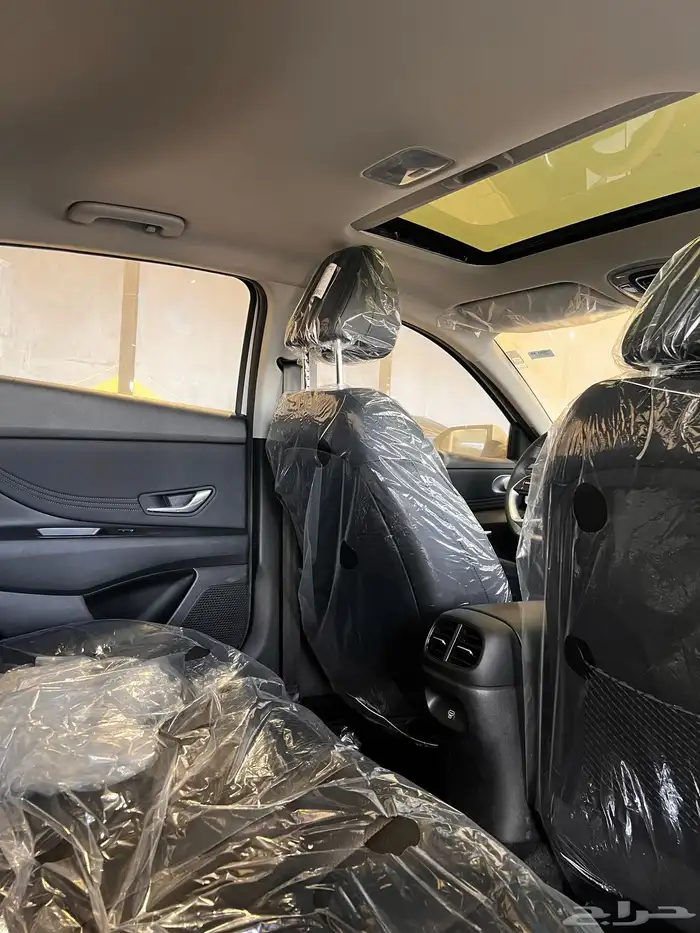 النترا 2025 كمفورت ابيض ( اصفار) 12