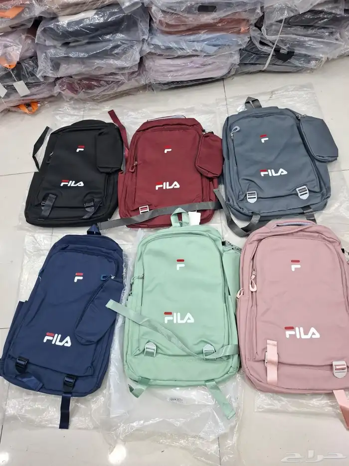 شنط ماركات متعدده وشنط مدرسيه ماركات متنوعه درجه أولى 36