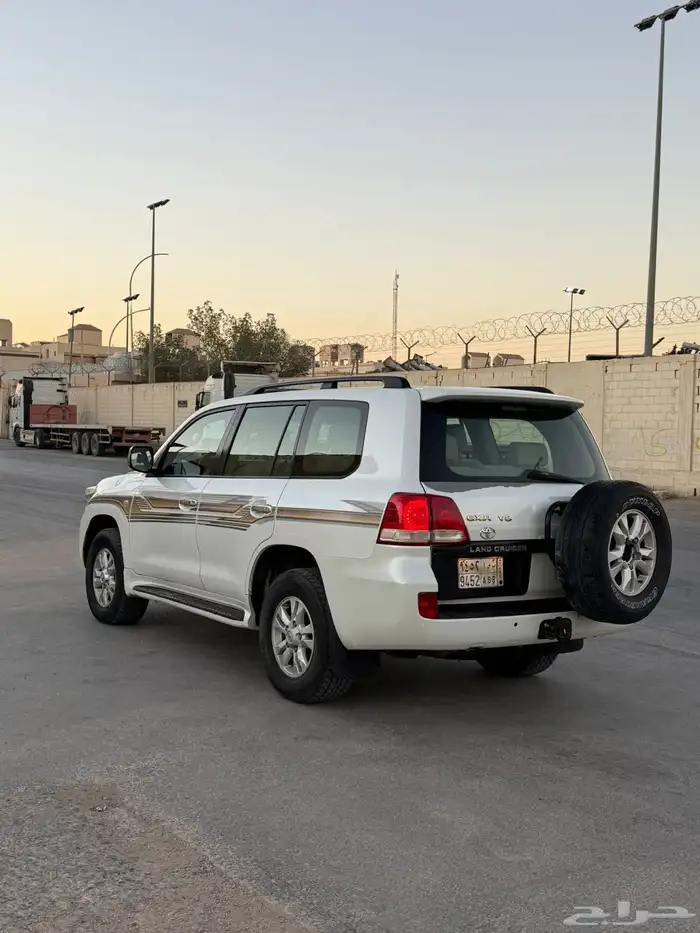 لاندكروزر 2009 3