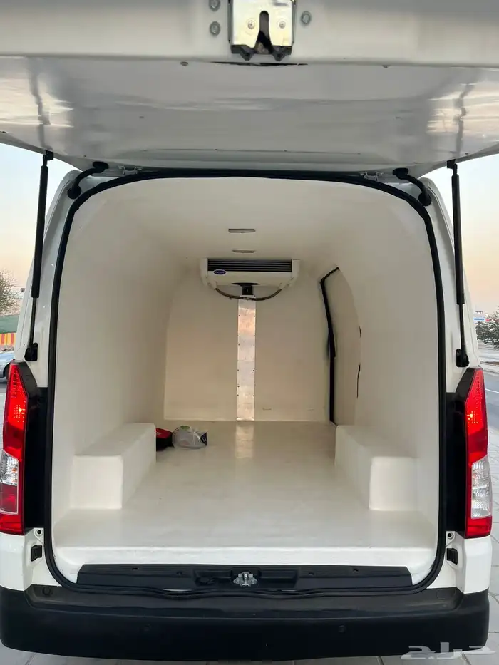 تويوتا باص تبريد 2022 سقف مرتفع للبيع 6