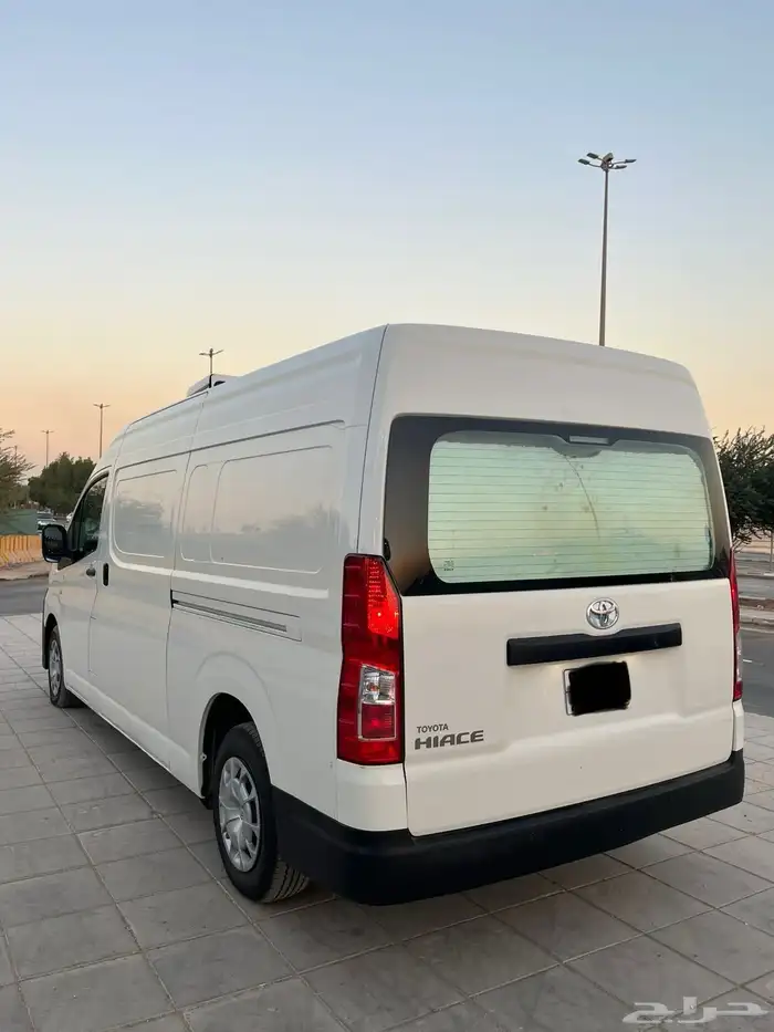 تويوتا باص تبريد 2022 سقف مرتفع للبيع 3