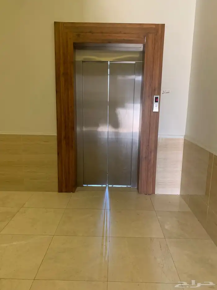 شقة للايجار المنطقة الشرقية الخبر الحمراء 24