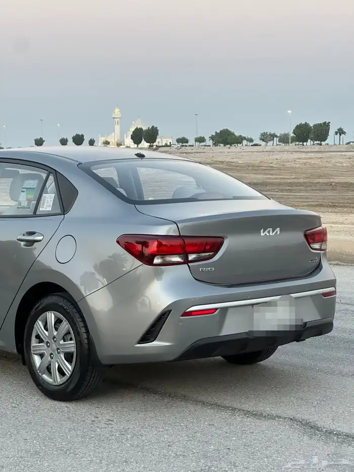 كيا ريو عداد 40 الف 26