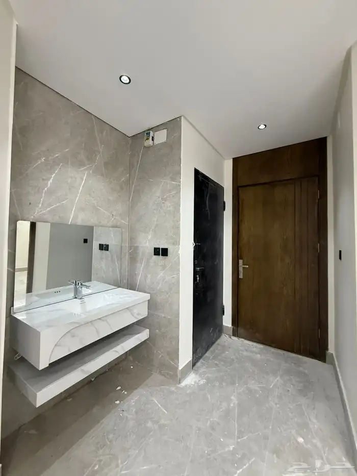 فله روف علوي حي الفلاح سعر مميز جدا وعرض لفتره محدوده 7