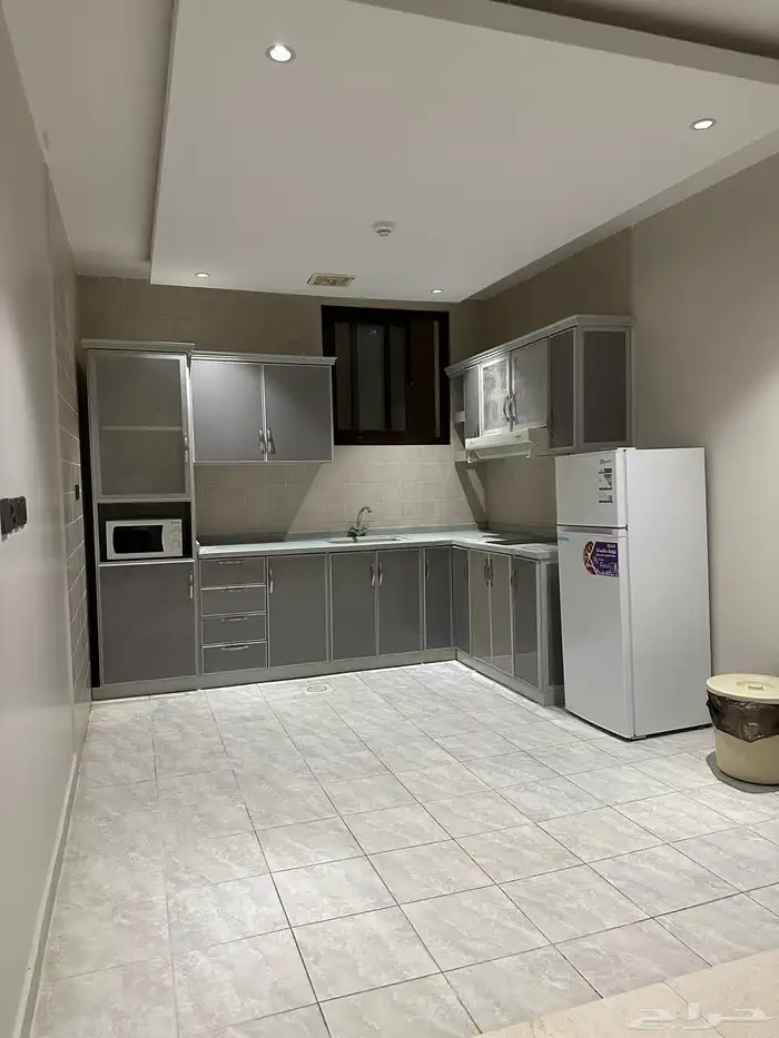 شقق مؤثثه للإيجار - عوائل 1