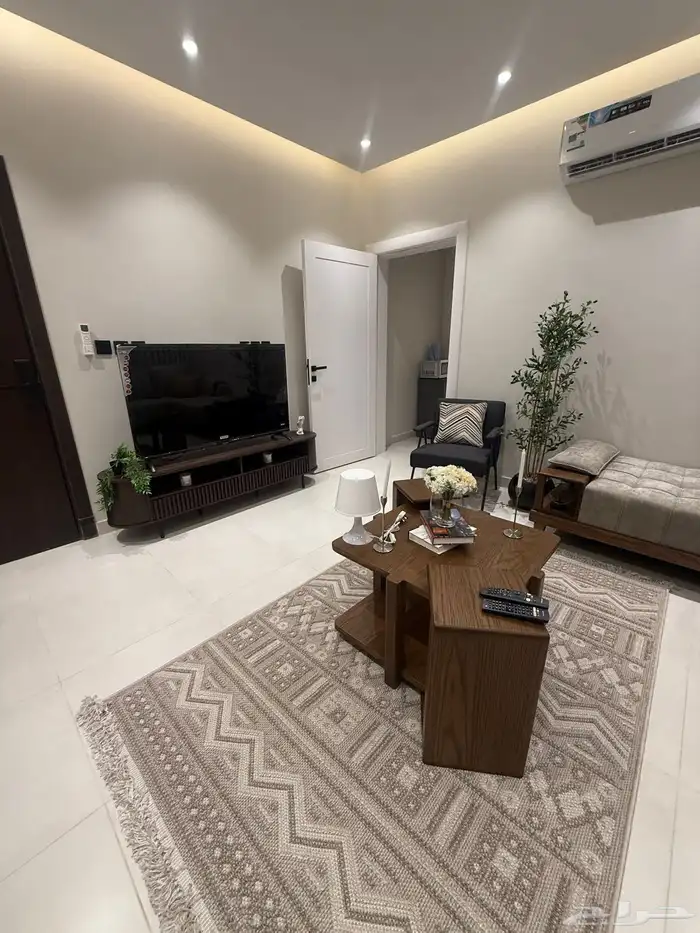 شقة مفروشه جديده خلف الياسمين مول 2