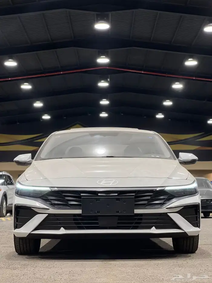 النترا 2025 كمفورت ابيض ( اصفار) 1