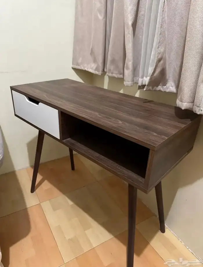 طاوله مكتب 1