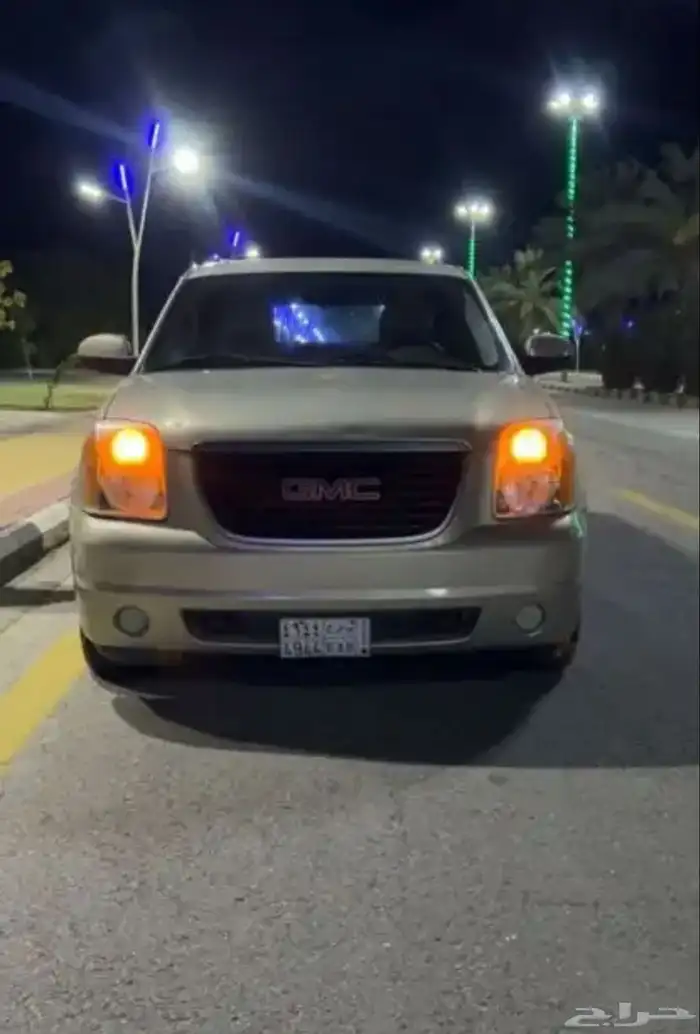 للبيع يوكن 2011 5