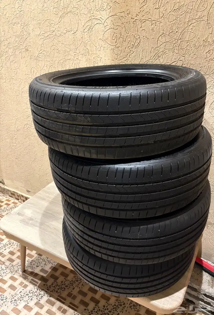 كفرات مقاس 17 تاريخ 24 حجم 215 55 17 هنكوك 12