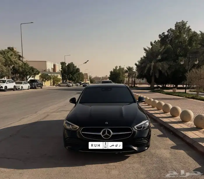 مرسيدس 2024 C300 4MATIC 0