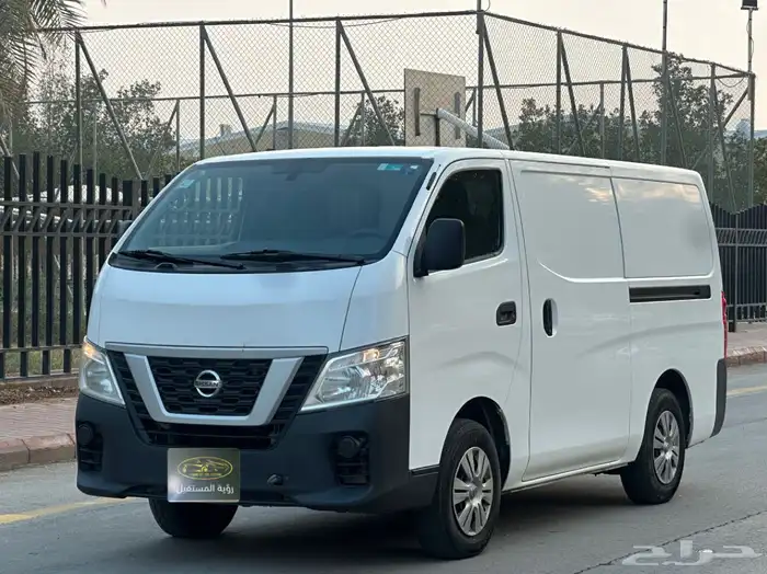 نيسان باص بضاعه موديل 2020 سعودي قير عادي ديزل شامل الضريبة 1