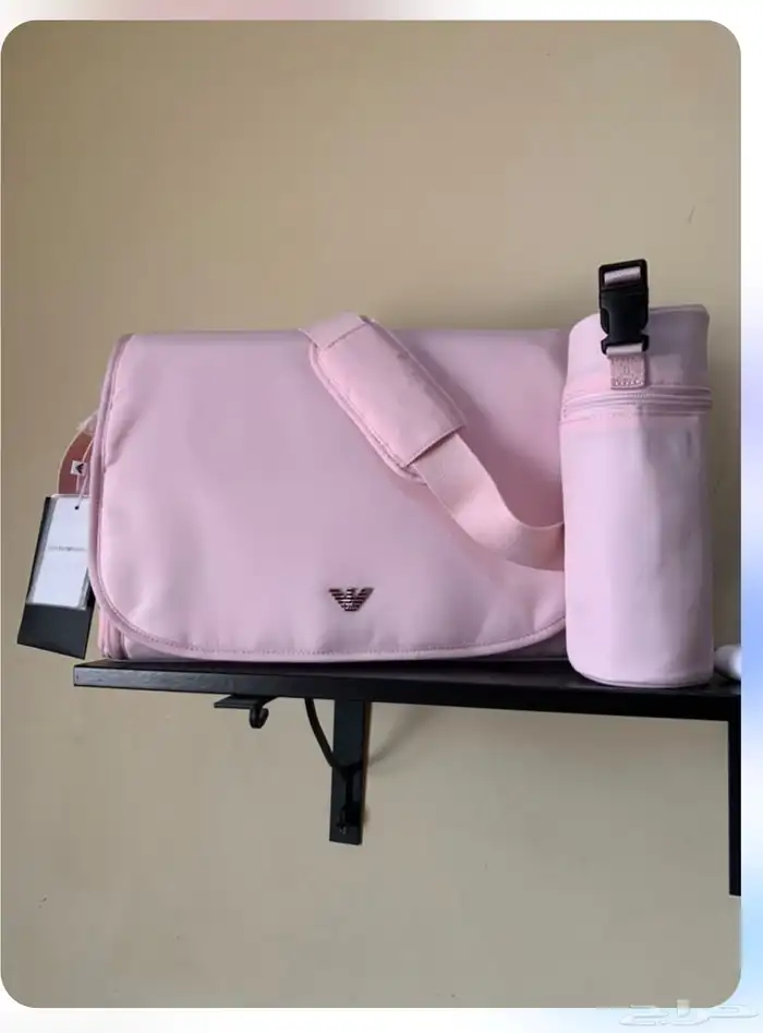 شنطة بيبي وردي ماركة أرماني أصلية من البوتيك 2