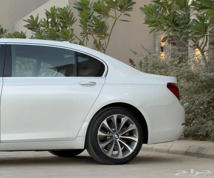 بي ام دبليو Li730 - BMW - 2015 - سعودي - فل 2