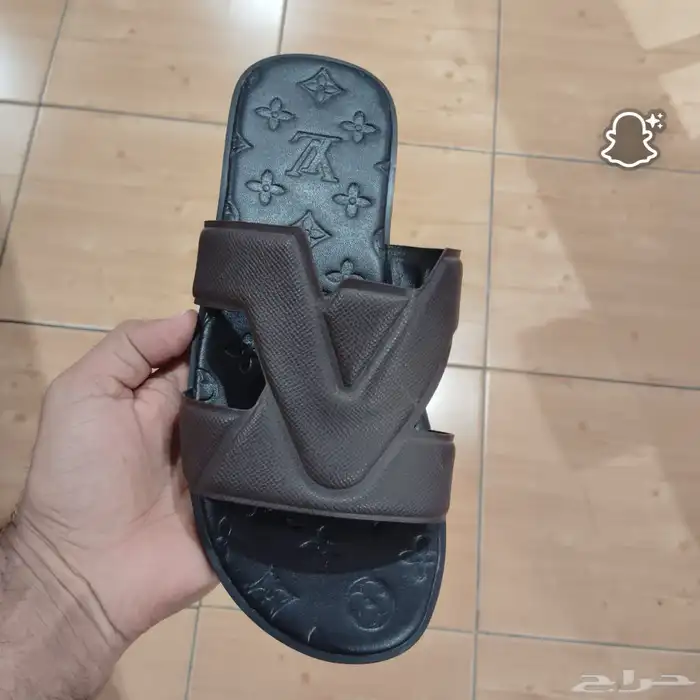 شوزات ماركه عالميه للبيع ماستر كوالتي صناعة فتنامي وإيطالي 41