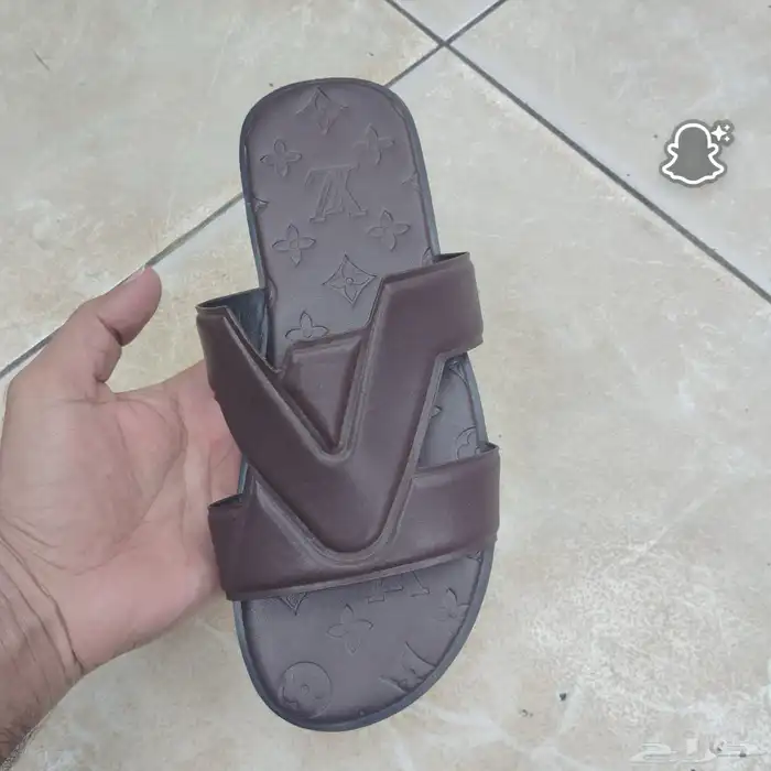 شوزات ماركه عالميه للبيع ماستر كوالتي صناعة فتنامي وإيطالي 44