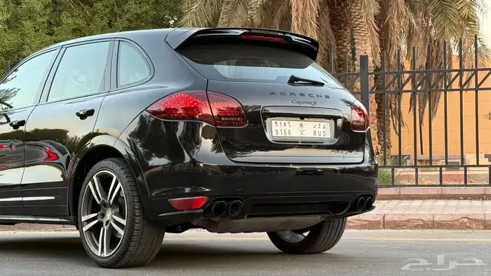 بورش كايينV8 41