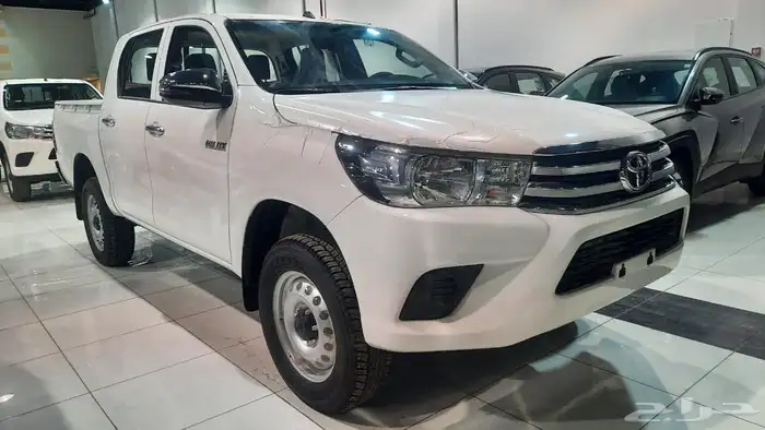 هايلوكس غمارتين دبل بريمي 2025 ديزل 2.4 قير عادي نظام 50-50 2