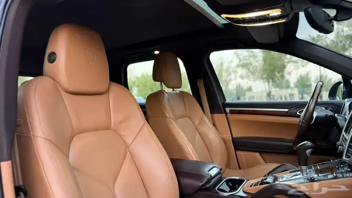 بورش كايينV8 16