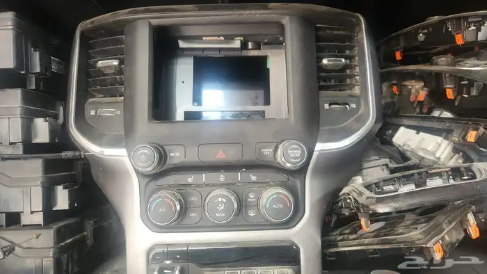 قطع غيار دودج srtكرايسلر فورد 8