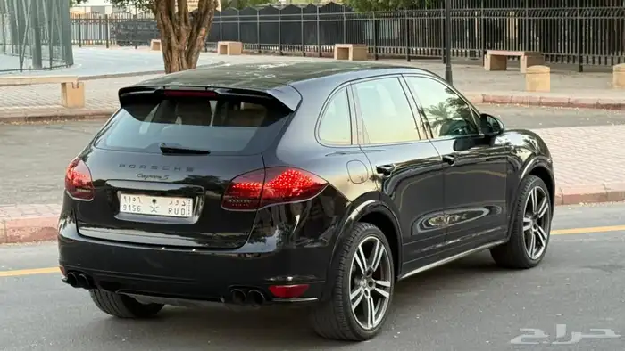 بورش كايينV8 39