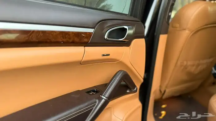 بورش كايينV8 34