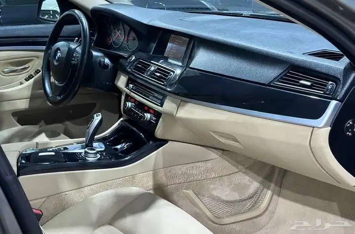 بي ام دبليو i520 موديل 2015 14