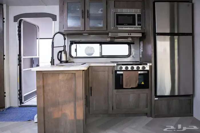 كرفان امريكي 10