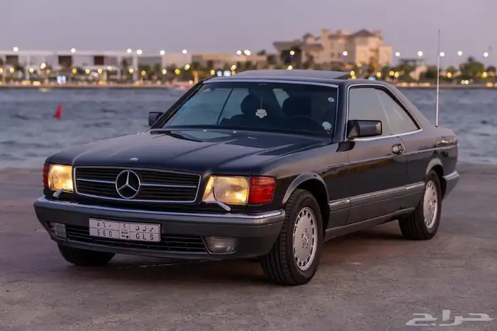 للبيع مرسيدس كوبيه 560 3