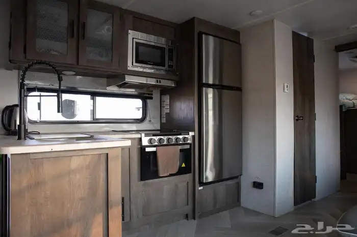 كرفان امريكي 9