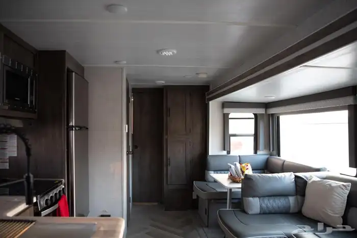 كرفان امريكي 27