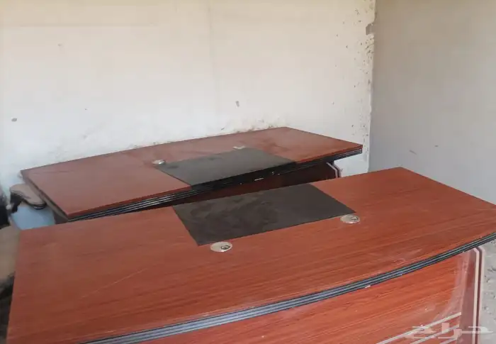 مكتب متكامل مستخدم نظيف 0