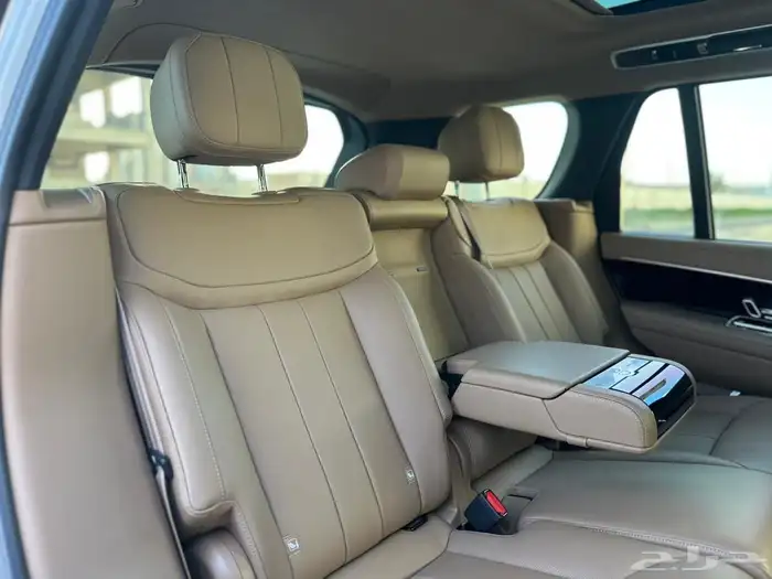 رنج روفر HSE 2024 ناغي على الضمان والصيانة شبه جديد 21