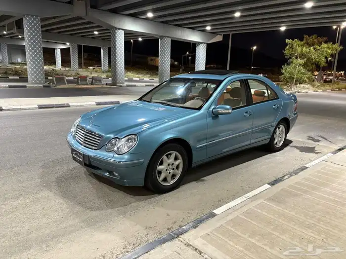 مرسيدس C200 شد بلد مخزن 1