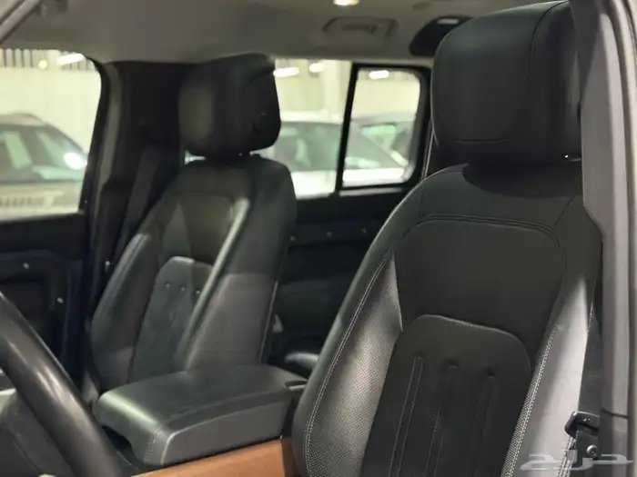 ديفندر HSE V6 موديل 2020 الناغي على الضمان 8