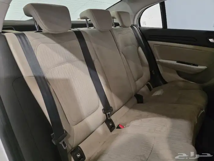 رينو ميغان موديل 2020 بحالة ممتازة 7